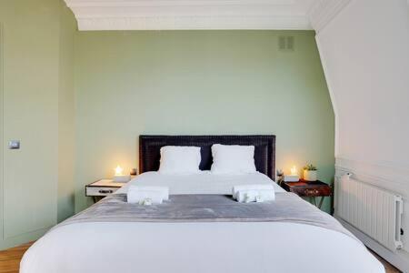 Chic Au Coeur De Montorgueil 2bdr Holiday home *