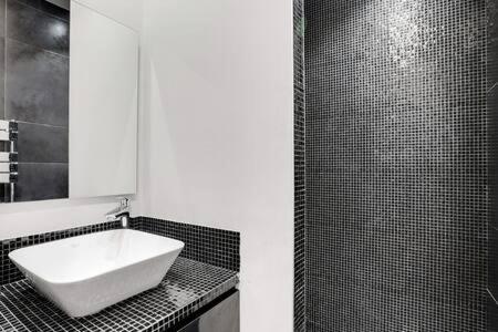 Chic Au Coeur De Montorgueil 2bdr Paris